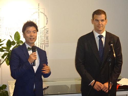 高良数多GM（写真左）と米国本社のライアン・パルマー社長兼ＣＥＯ